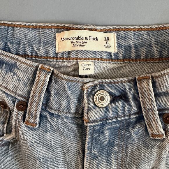 NWT Abercrombie The Straight Curve Love Mid Rise Medium Wash Jeans - Picture 7 of 9